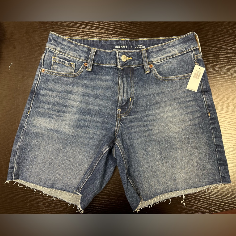 Old navy mid rise shorts
